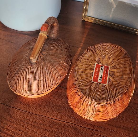 Crane Wicker Lidded Basket - RESERVED - Picture 3 of 4